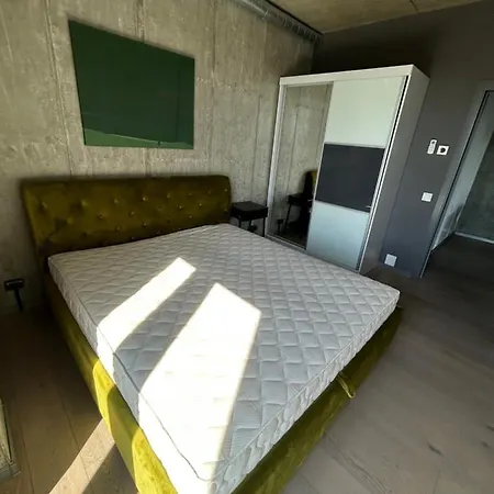 City Center Panorama Apartment *